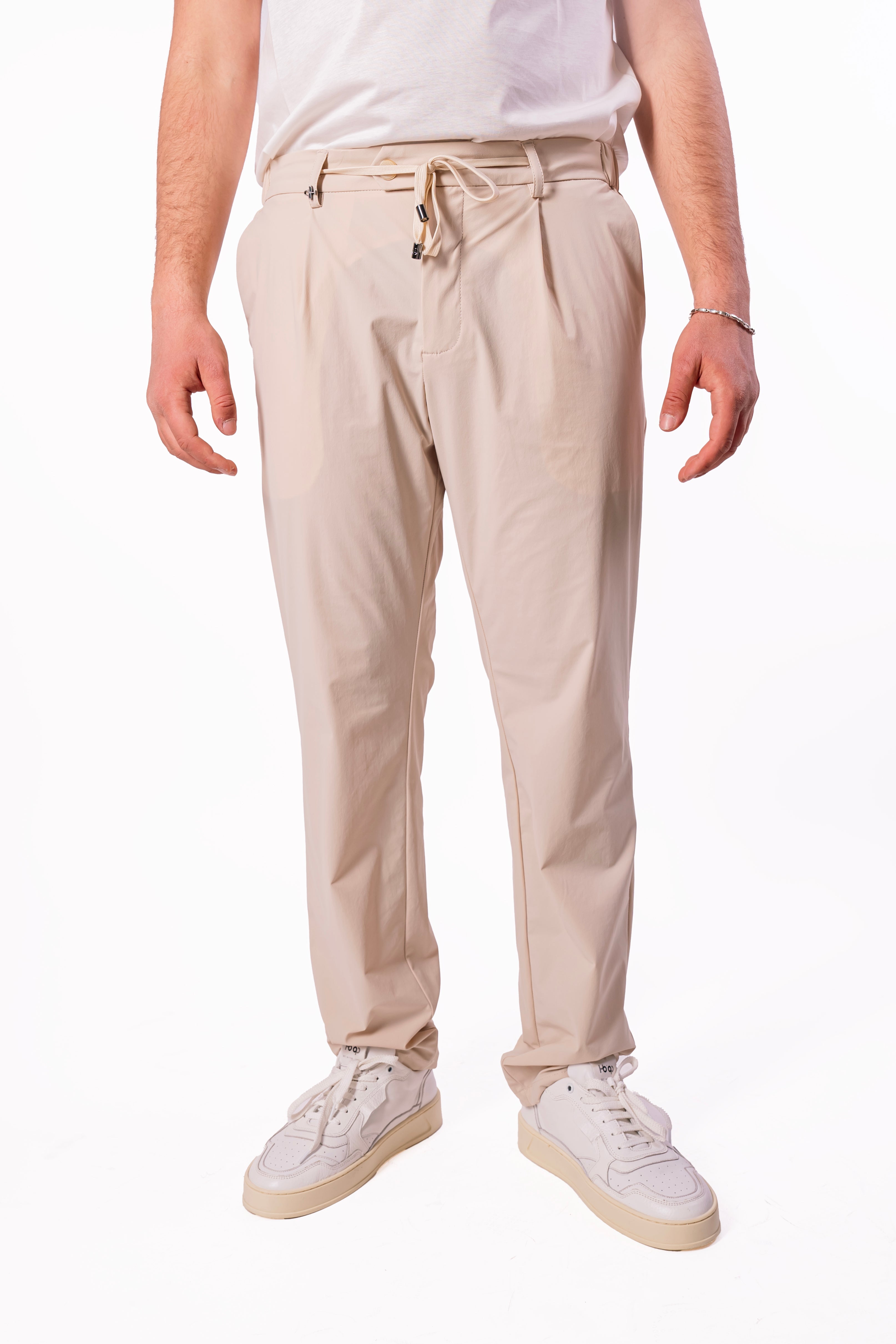 Pantalone in tessuto tecnico