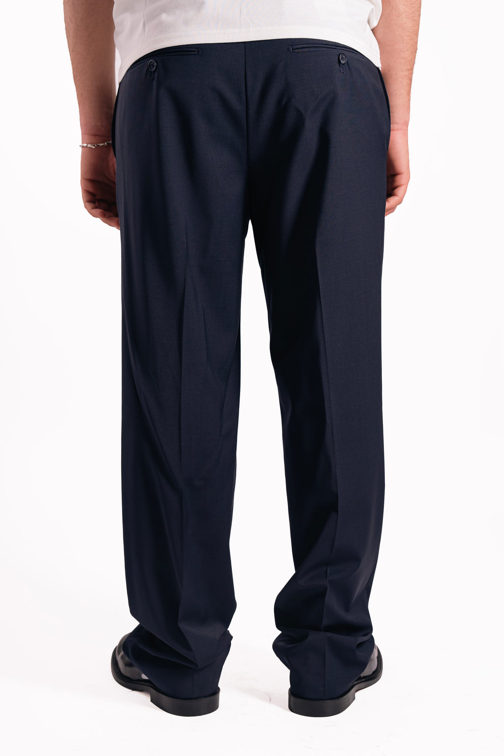 Pantalone baggy fit in fresco lana