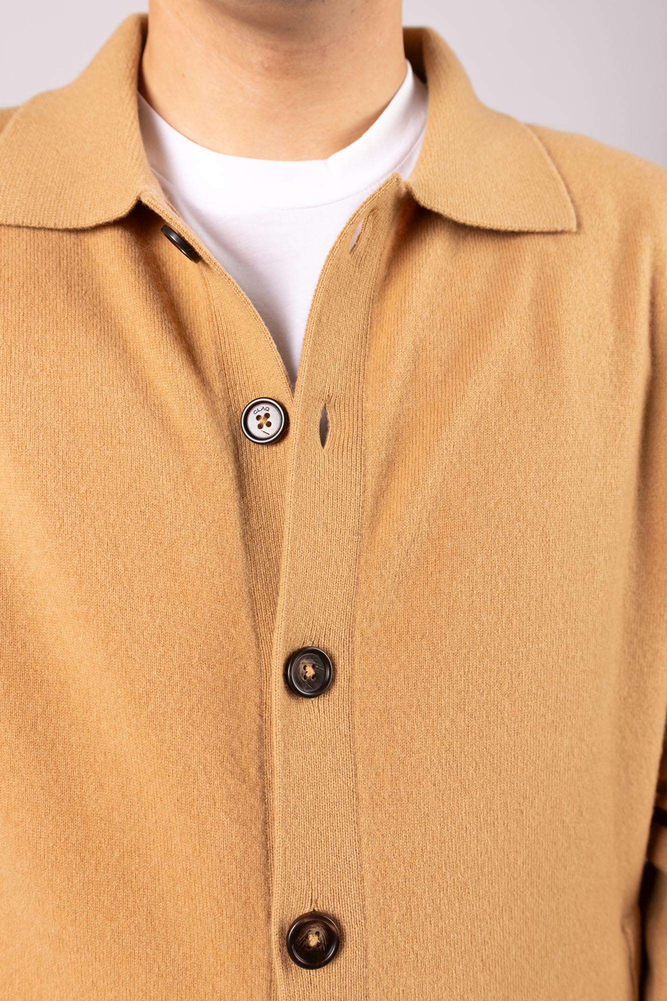 Cardigan Claq con tasche laterali
