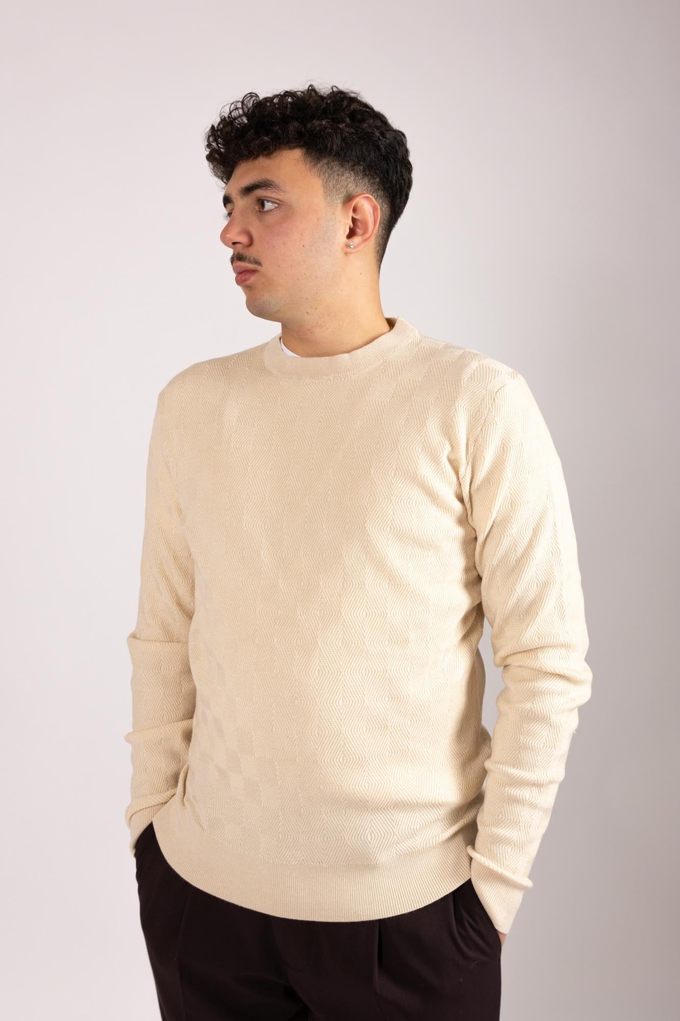 Pull-over Outfit merinos e seta con ricamo