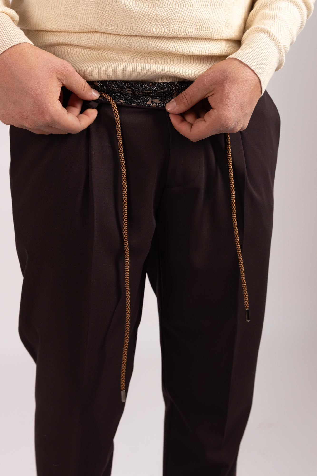 Pantalone Different mod.slim
